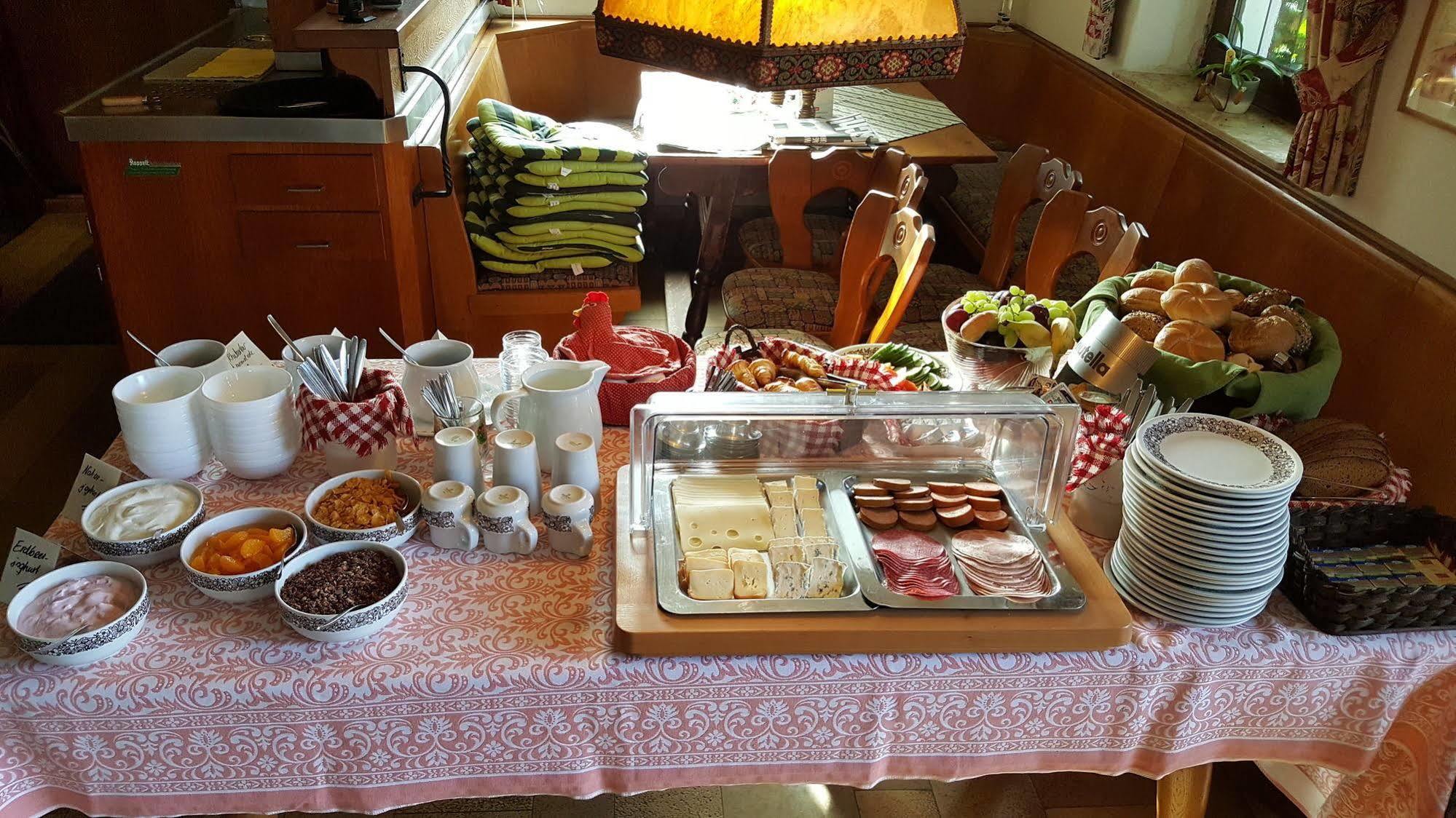 Hotel Gasthof Zum Schwan Steinsfeld Εξωτερικό φωτογραφία