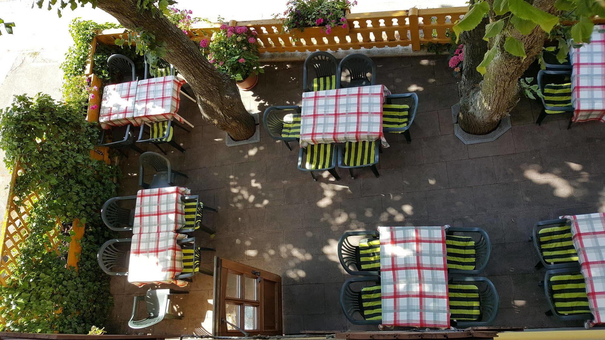 Hotel Gasthof Zum Schwan Steinsfeld Εξωτερικό φωτογραφία