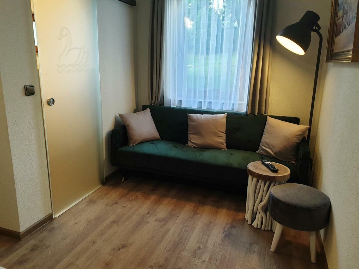 Hotel Gasthof Zum Schwan Steinsfeld Εξωτερικό φωτογραφία