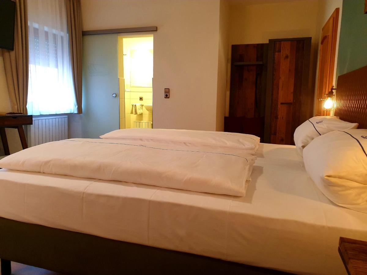 Hotel Gasthof Zum Schwan Steinsfeld Εξωτερικό φωτογραφία